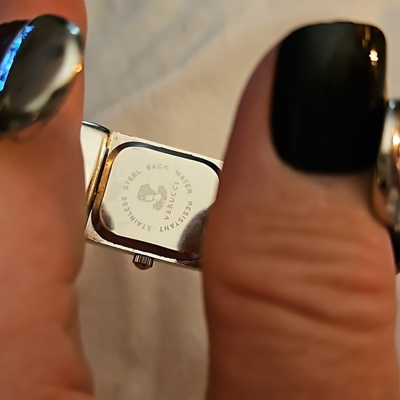 3/$30 VTG VERUCCI 1990s Bracelet Watch - Picture 6 of 6